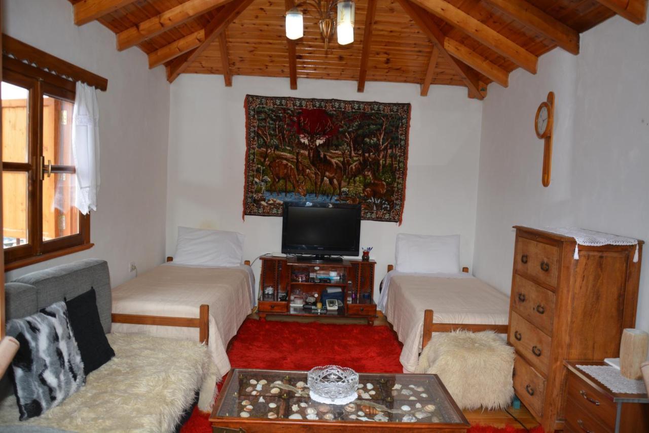 Guest House Memushi Gjirokastër 외부 사진