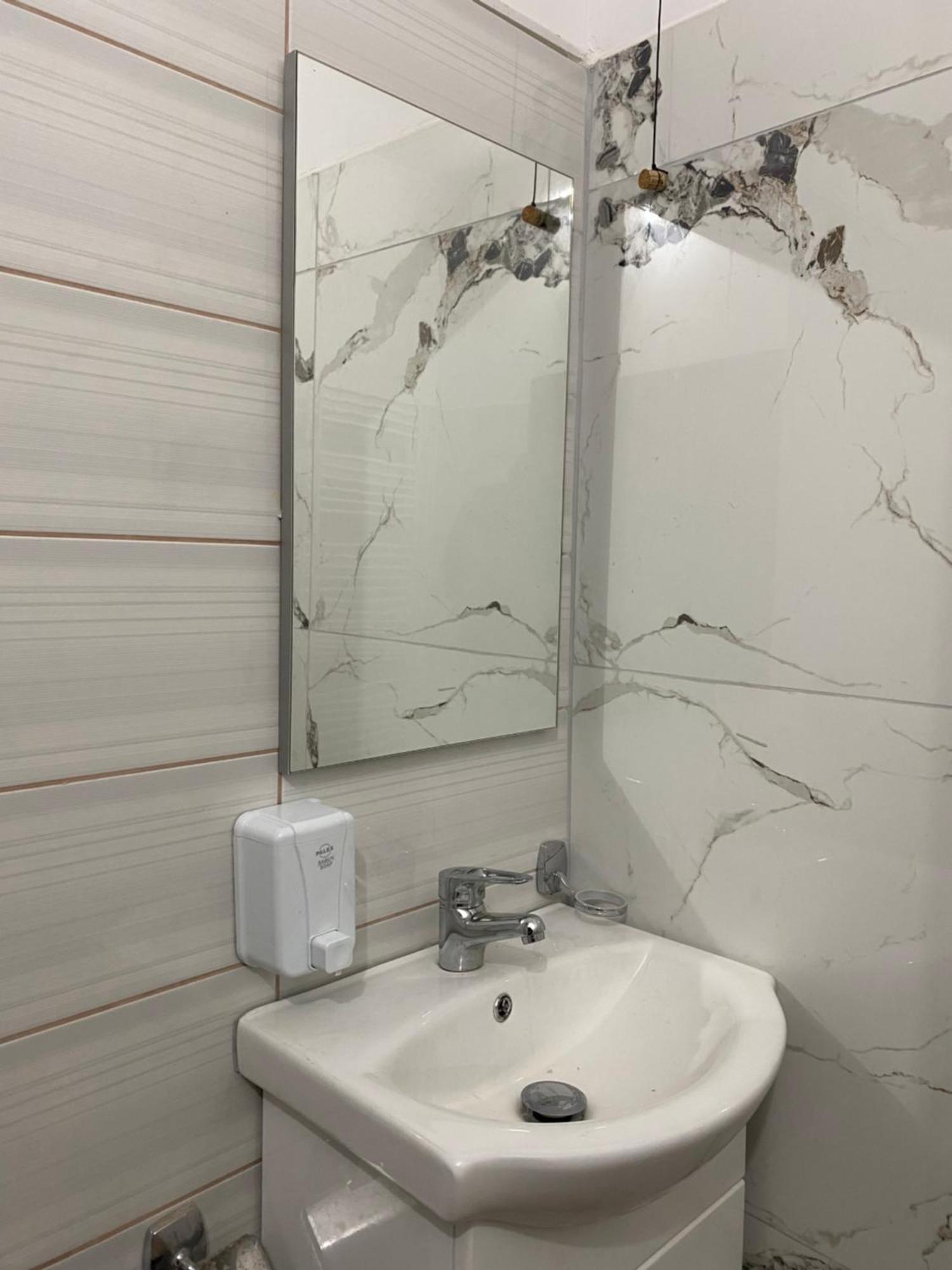Guest House Memushi Gjirokastër 외부 사진