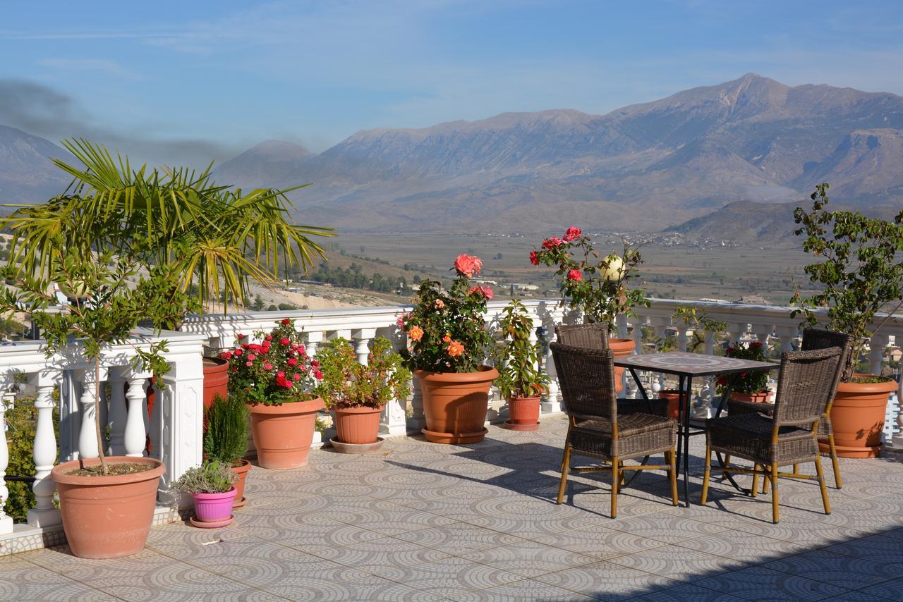 Guest House Memushi Gjirokastër 외부 사진