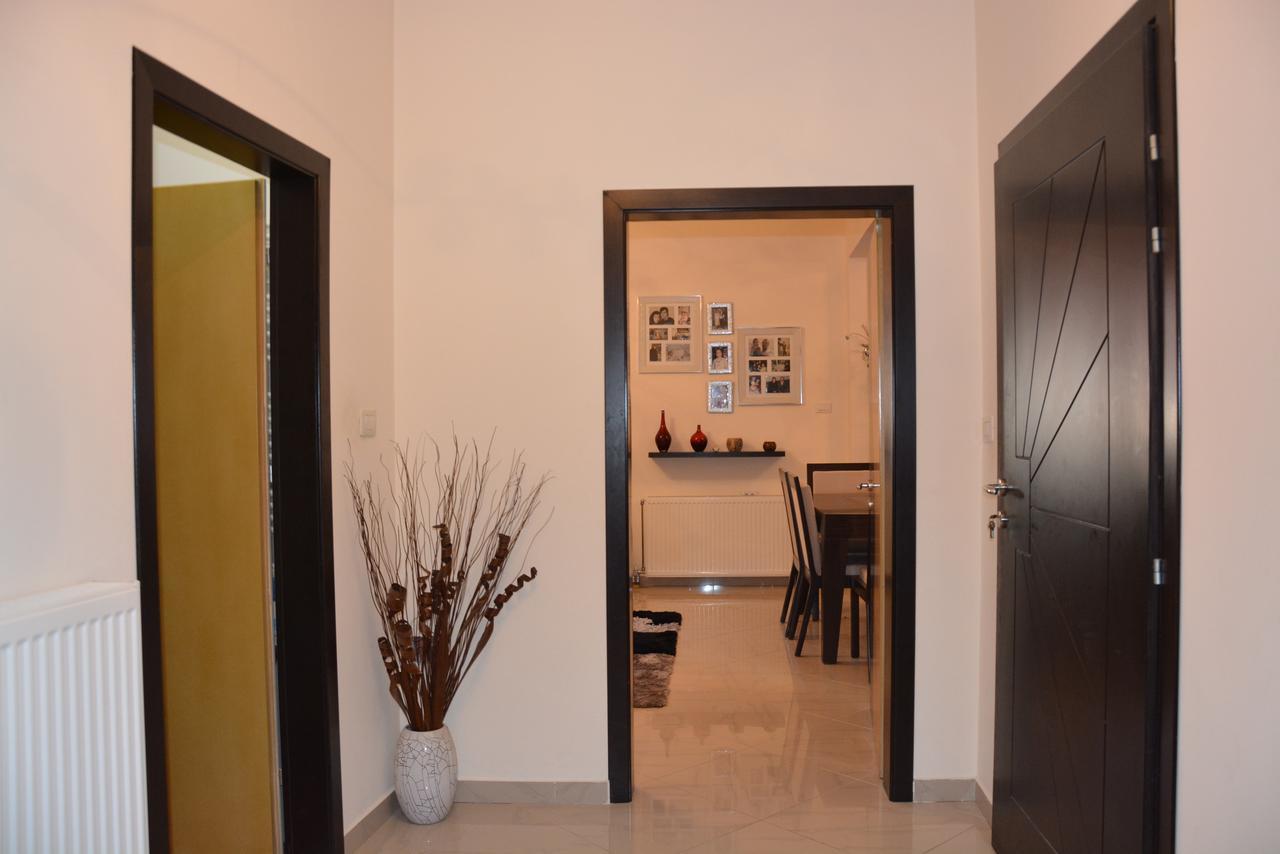 Guest House Memushi Gjirokastër 외부 사진